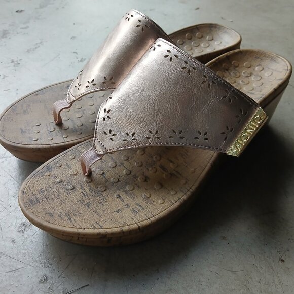 Vionic Thong Wedges, Women's 9, Metallic Pink - Picture 2 of 9